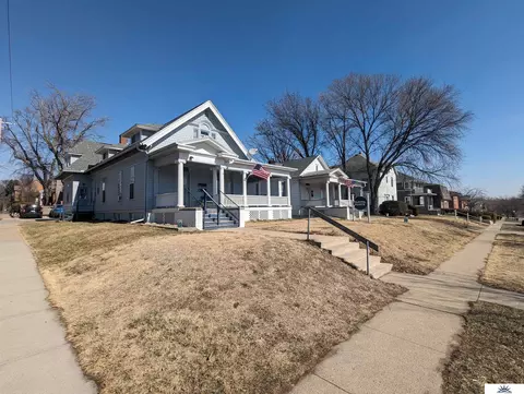 4822-24 Capitol Ave, Omaha, NE 68132