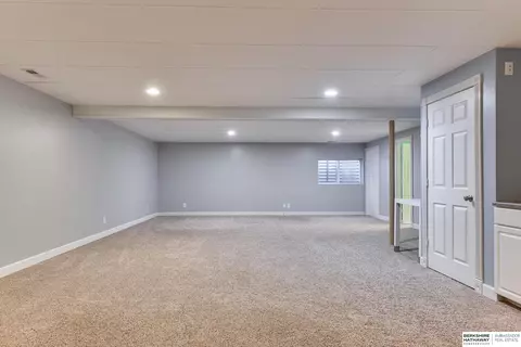 16274 Loop St, Omaha, NE 68136 photo 26