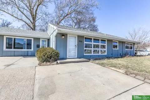 3604 N 72 St, Omaha, NE 68134