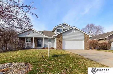 6506 S 99th St, Omaha, NE 68127