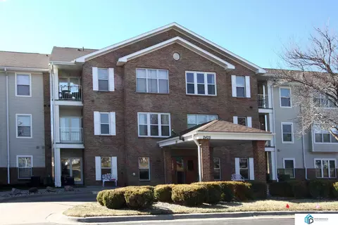 2425 Folkways Blvd #108, Lincoln, NE 68521