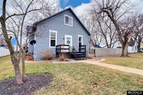 513 E Grant St, Hooper, NE 68031