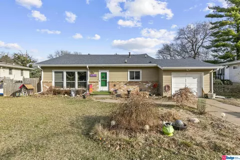 11362 Jackson St, Omaha, NE 68154