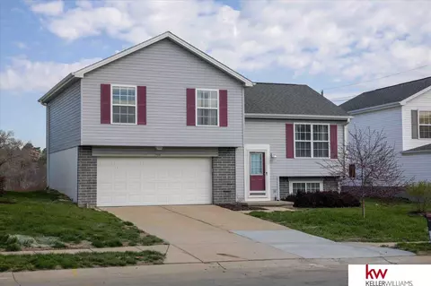 7814 Mary St, Omaha, NE 68122