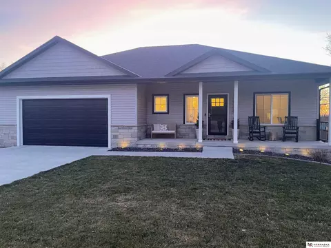 15559 E St, Roca, NE 68430