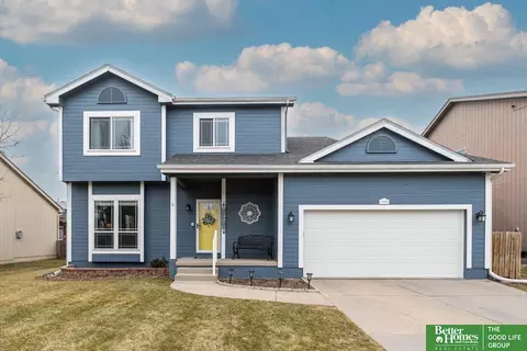 15213 Butler Ave, Omaha, NE 68116