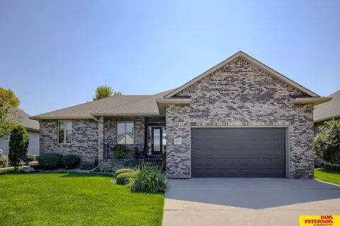 3219 Marian Ln, Fremont, NE 68025