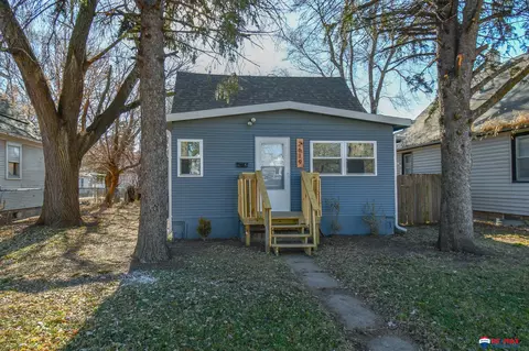 2619 Fort St, Omaha, NE 68111