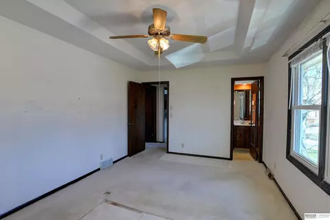 15229 Douglas Cir, Omaha, NE 68154 photo 21
