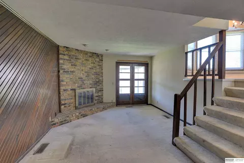 15229 Douglas Cir, Omaha, NE 68154 photo 7