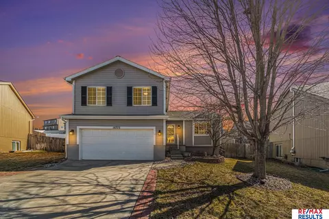 16375 Butler Ave, Omaha, NE 68116