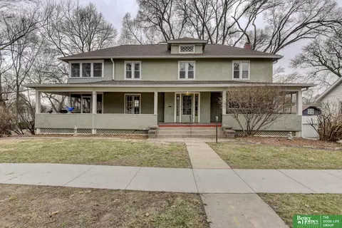 2606 N 56th St, Omaha, NE 68104