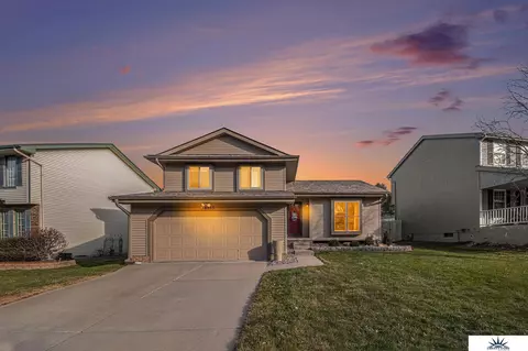 4853 S 162 St, Omaha, NE 68135