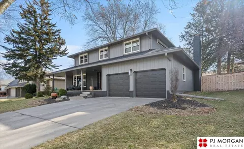 12721 Morrison Dr, Omaha, NE 68154