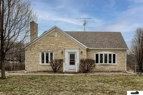 1048 Midland St, Syracuse, NE 68446
