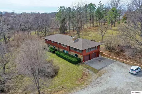 18218 Peterson Rd, Plattsmouth, NE 68048