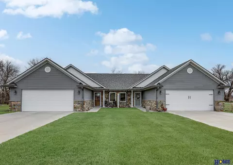 3811 Frederick St, Lincoln, NE 68504