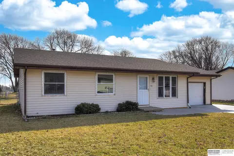 760 N 11th St, Blair, NE 68008
