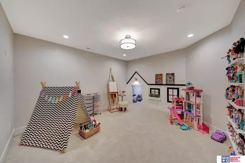Bedroom - 6333 Elderberry Ln, Roca, NE 68430 photo 5 of 9