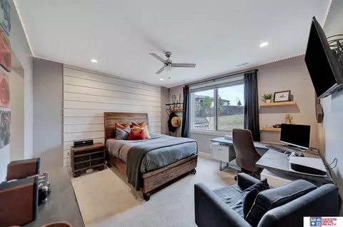 Bedroom - 6333 Elderberry Ln, Roca, NE 68430 photo 8 of 9