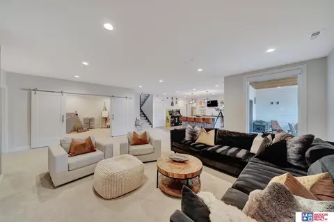 Living - 6333 Elderberry Ln, Roca, NE 68430 photo 6 of 11