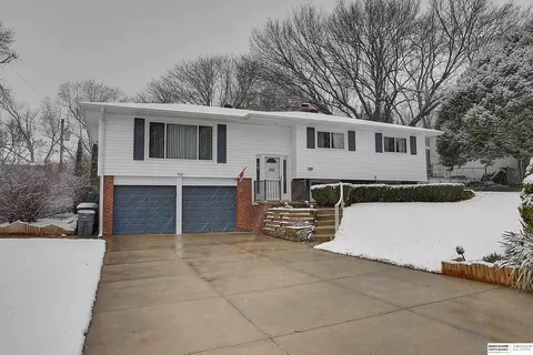 208 S 117th St, Omaha, NE 68154
