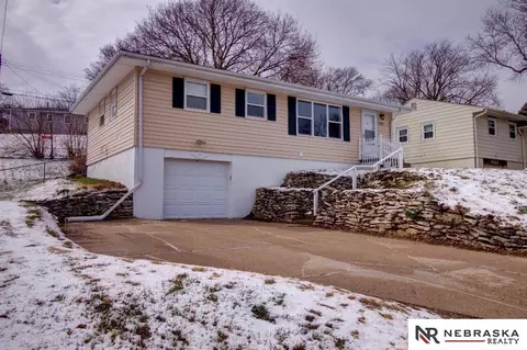 9311 Fowler Ave, Omaha, NE 68134