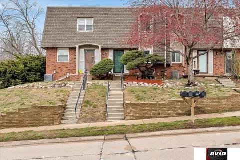 3814 Gayle Ave, Bellevue, NE 68123