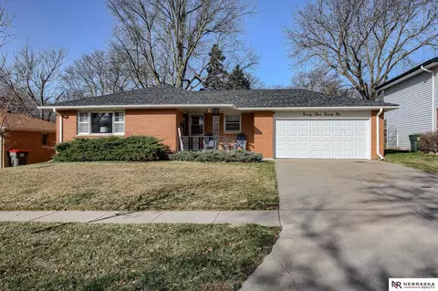 2321 S 62nd St, Lincoln, NE 68506