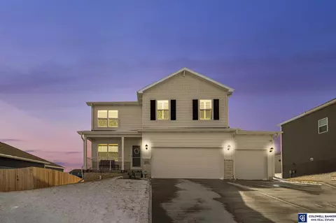 4505 Leawood Dr, Bellevue, NE 68133