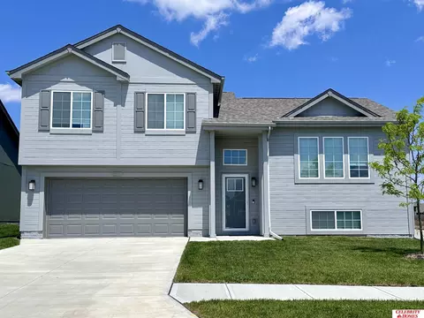 15004 S 18 St, Bellevue, NE 68123