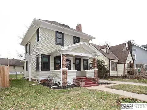 7015 Minne Lusa Blvd, Omaha, NE 68112