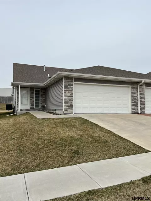 3547 N 89 St, Lincoln, NE 68507