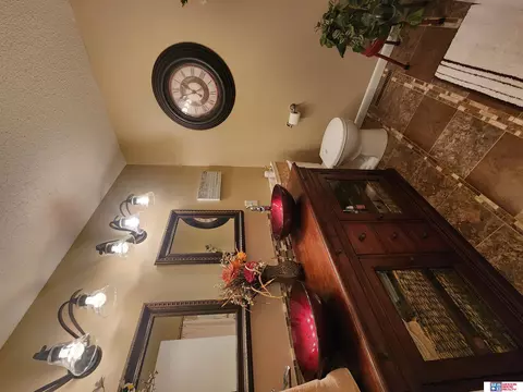 Bath - 1909 S 4th Ave, Beatrice, NE 68310 photo 1 of 4
