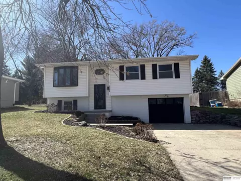 1506 James St, Plattsmouth, NE 68048