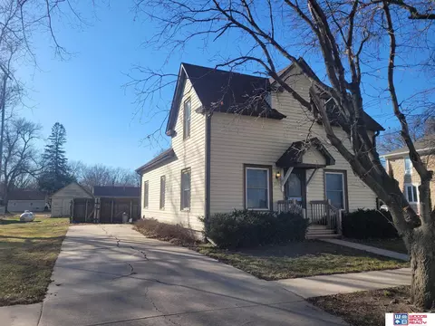 312 S Lincoln St, Brainard, NE 68626