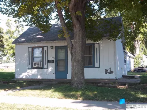 1254 State St, Blair, NE 68008