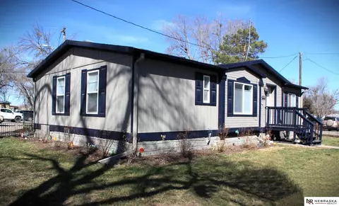 3700 Cornhusker Hwy # 118J, Lincoln, NE 68504