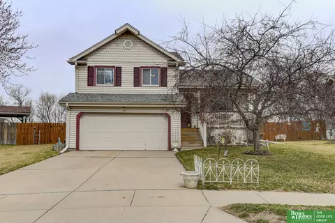 12602 Emiline St, Omaha, NE 68138