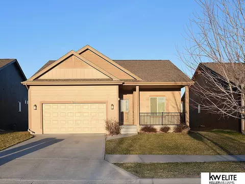 7002 N 143 Cir, Omaha, NE 68142