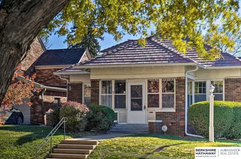 4219 Walnut St, Omaha, NE 68105
