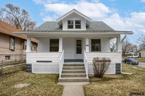 1803 N 32 St, Omaha, NE 68111