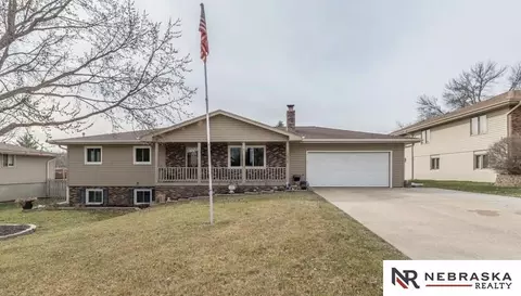 12835 Southdale Dr, Omaha, NE 68137