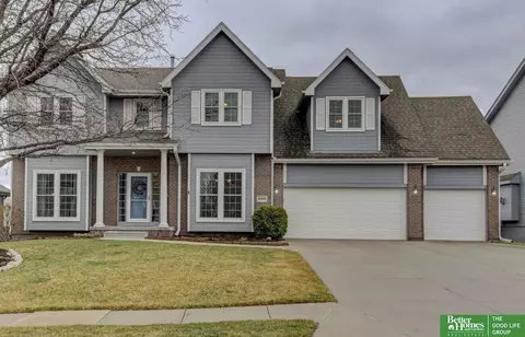 6408 N 153rd St, Omaha, NE 68116