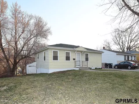 7519 N 34 St, Omaha, NE 68112