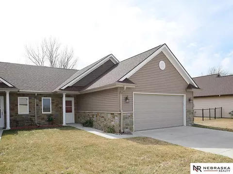 3723 Frederick Pl, Lincoln, NE 68504