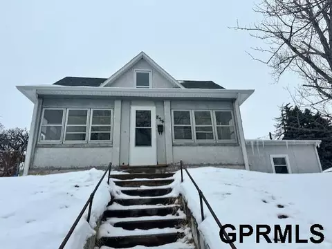 824 1st Ave, Plattsmouth, NE 68048