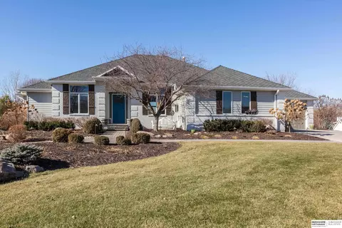 3216 S 219th St, Elkhorn, NE 68022