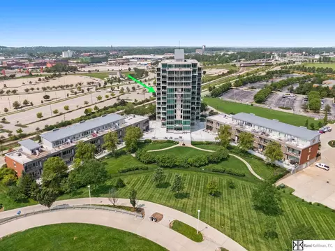 555 Riverfront Plz #704, Omaha, NE 68102