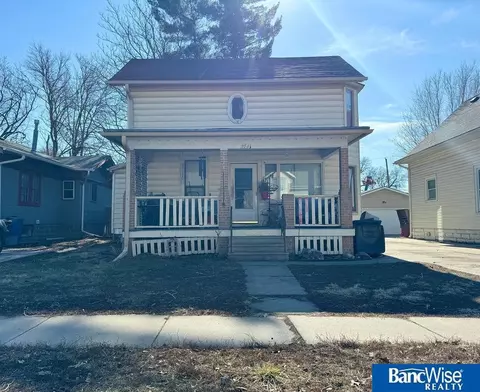 2741 Randolph St, Lincoln, NE 68510
